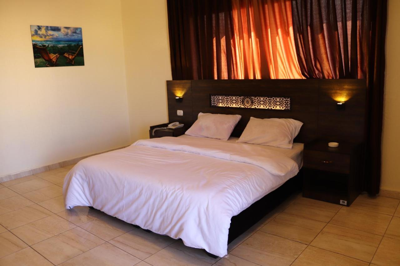 Eden Aqaba Hotel Exterior foto